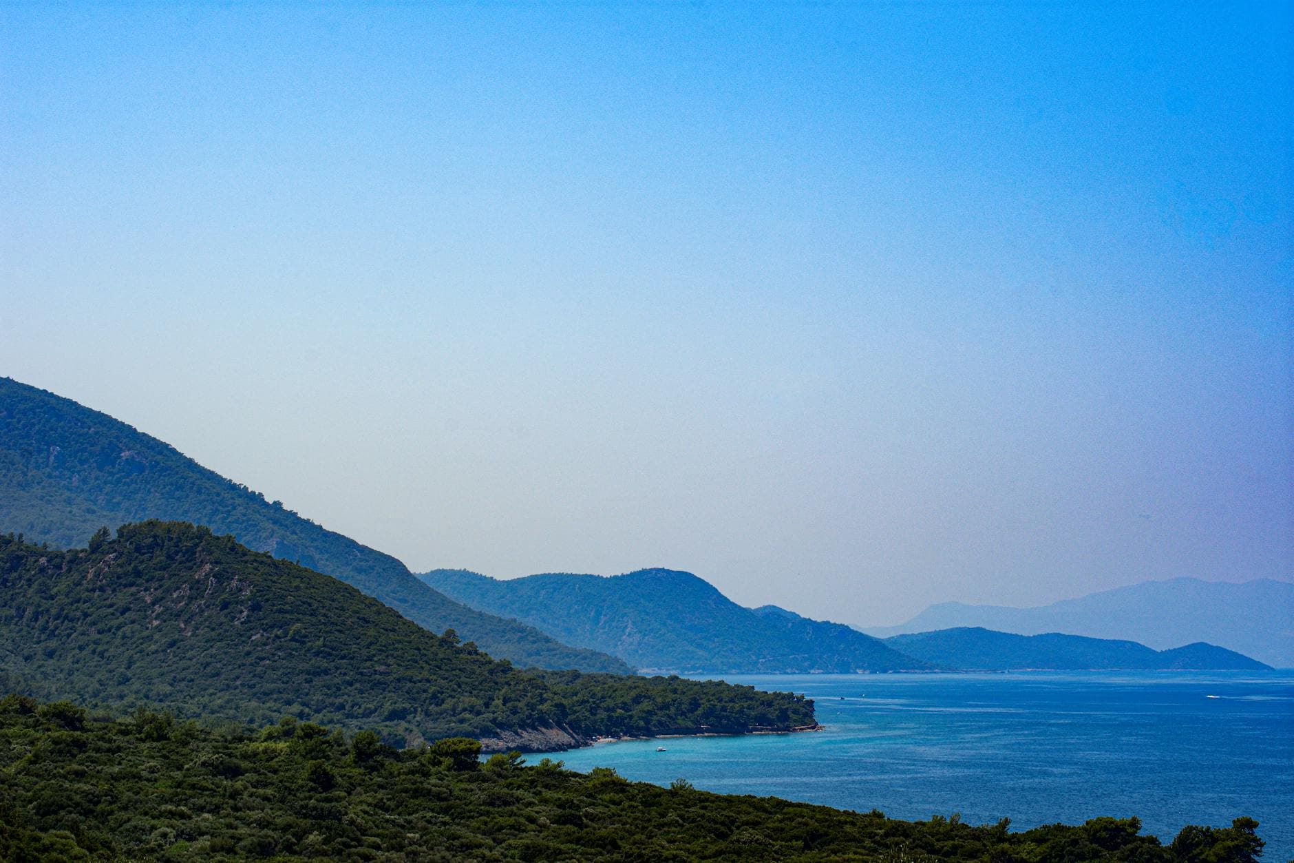 Breathtaking view of the beautiful mountains and coastline in Güzelçamlı, Türkiye.