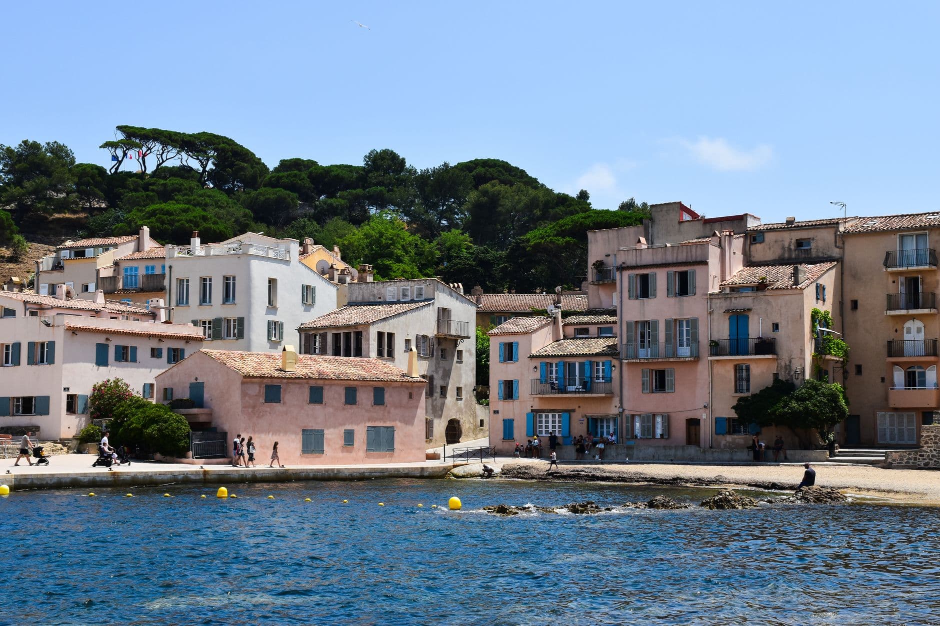 Scenic view of colorful coastal houses in Provence-Alpes-Côte d'Azur, France.